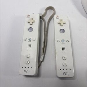 Nintendo Wii Lot – 2 Remotes & 3 Nunchucks Untested For Parts/Repair